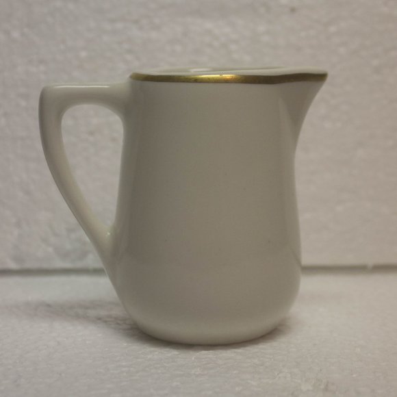Vintage Mayer China Co. Restaurant Ware Creamer - Picture 1 of 5